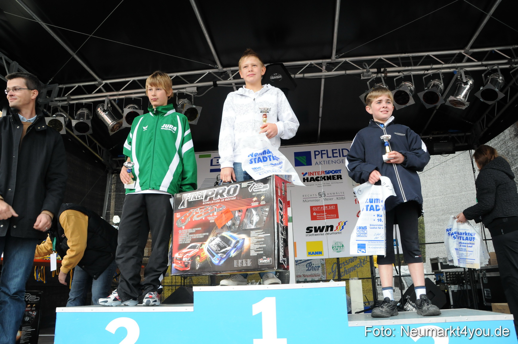 0006 Siegerehrung Stadtlauf Neumarkt 2008